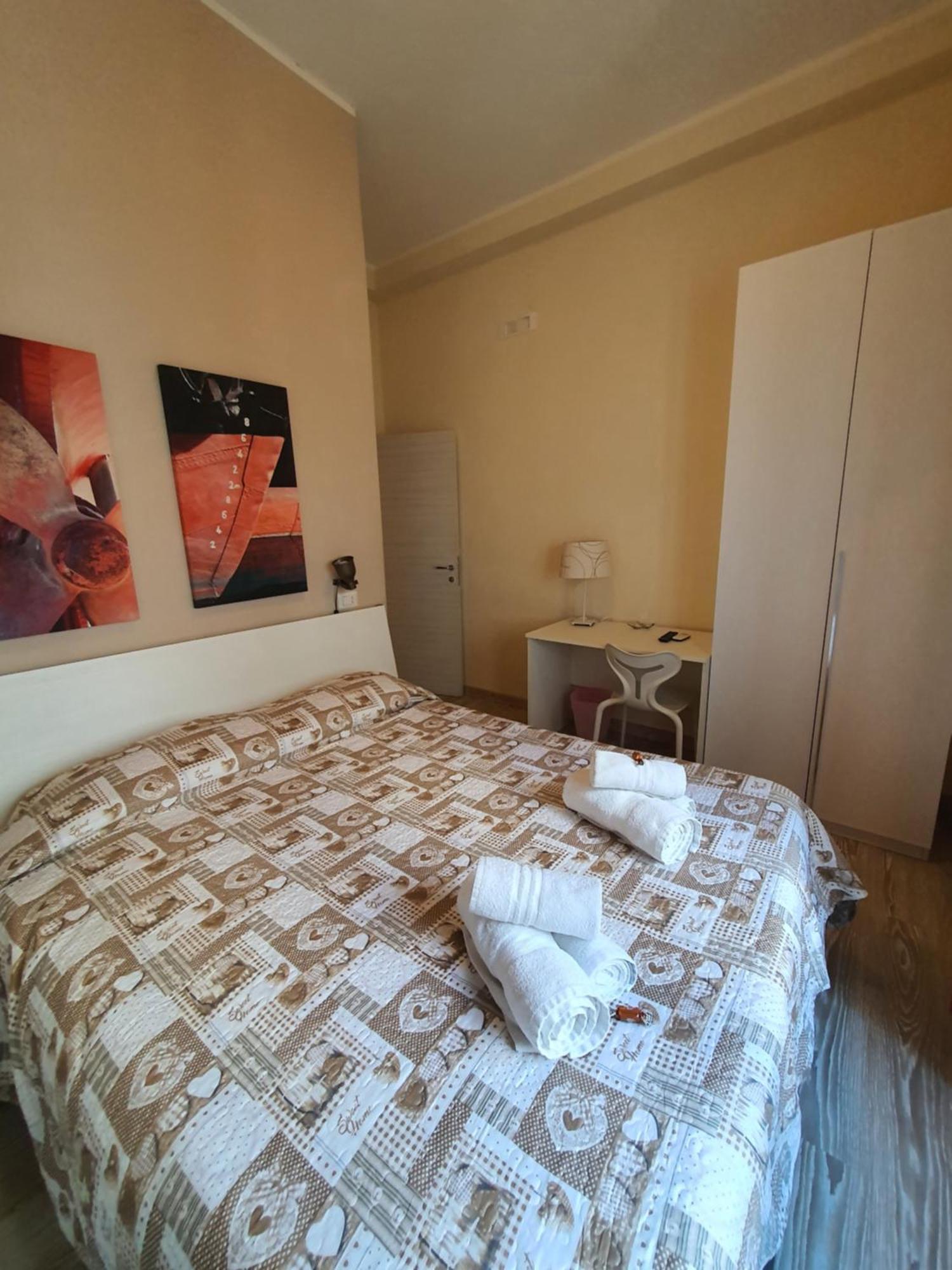 4Rooms Guest House Free Wi-Fi Салерно Экстерьер фото