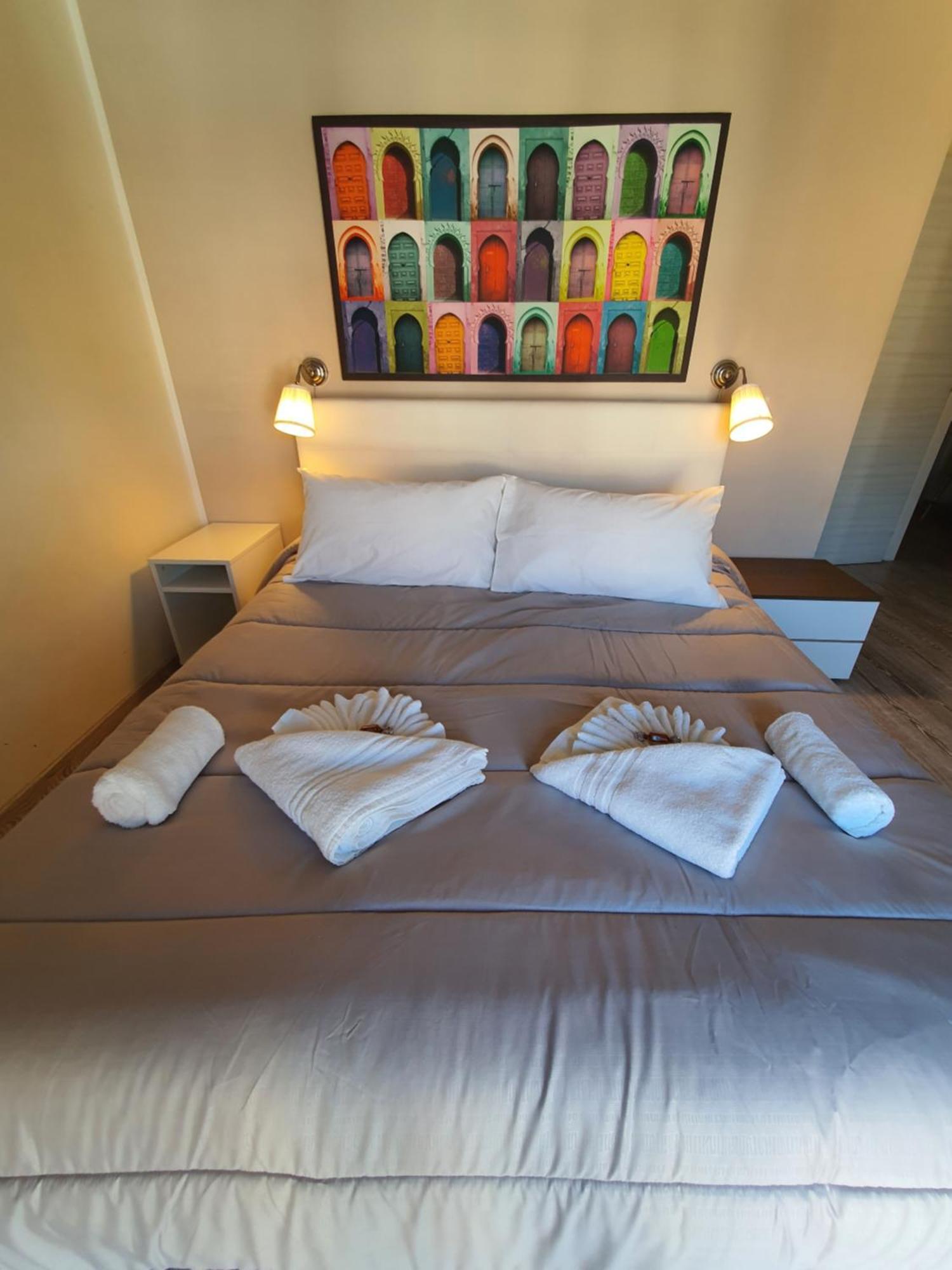 4Rooms Guest House Free Wi-Fi Салерно Экстерьер фото