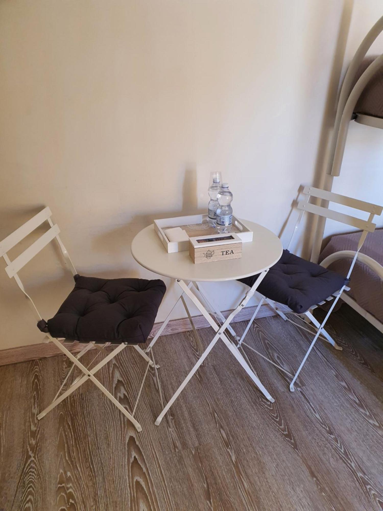 4Rooms Guest House Free Wi-Fi Салерно Экстерьер фото