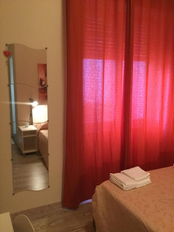 4Rooms Guest House Free Wi-Fi Салерно Экстерьер фото
